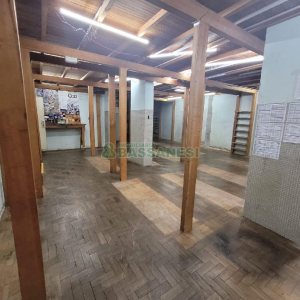 Loja com 290m², no bairro Centro em Caxias do Sul para Alugar