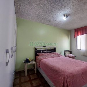Apto Mobiliado com 54m², 2 dormitórios, no bairro Santa Catarina em Caxias do Sul para Alugar