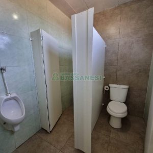 Pavilhão com 276m², no bairro São Ciro em Caxias do Sul para Alugar