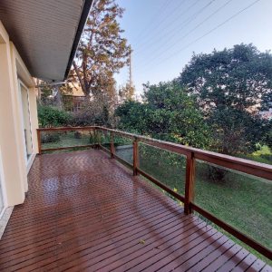 Casa Comercial com 500m², 4 dormitórios, 1 vaga, no bairro São Luiz em Caxias do Sul para Alugar