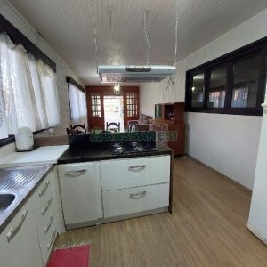 Casa Comercial com 500m², 4 dormitórios, 1 vaga, no bairro São Luiz em Caxias do Sul para Alugar