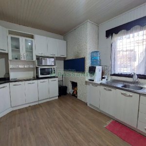 Casa Comercial com 500m², 4 dormitórios, 1 vaga, no bairro São Luiz em Caxias do Sul para Alugar