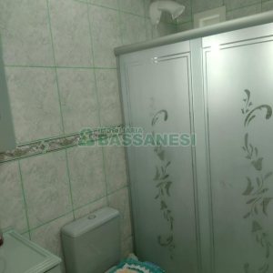 Casa com 136m², 2 dormitórios, 2 vagas, no bairro Salgado Filho em Caxias do Sul para Comprar