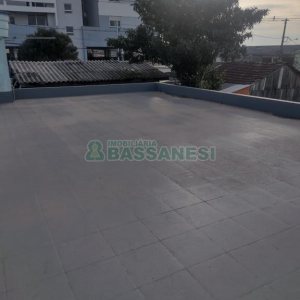 Casa com 136m², 2 dormitórios, 2 vagas, no bairro Salgado Filho em Caxias do Sul para Comprar