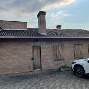 Chácara com 360m², 3 dormitórios, 1 vaga, no bairro Vila Cristina em Caxias do Sul para Comprar