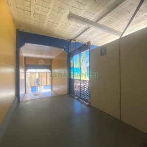 Pavilhão com 600m², 2 vagas, no bairro Bela Vista em Caxias do Sul para Alugar ou Comprar