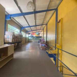 Pavilhão com 600m², 2 vagas, no bairro Bela Vista em Caxias do Sul para Alugar ou Comprar