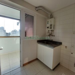 Apto Mobiliado com 90m², 2 dormitórios, 2 vagas, no bairro São Pelegrino em Caxias do Sul para Alugar