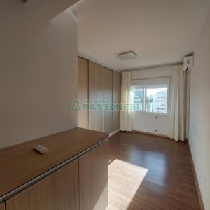 Apto Mobiliado com 90m², 2 dormitórios, 2 vagas, no bairro São Pelegrino em Caxias do Sul para Alugar