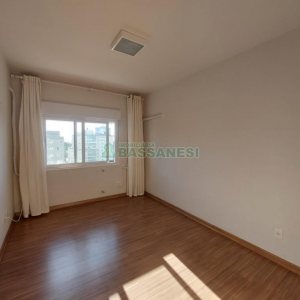 Apto Mobiliado com 90m², 2 dormitórios, 2 vagas, no bairro São Pelegrino em Caxias do Sul para Alugar