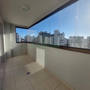 Apto Mobiliado com 90m², 2 dormitórios, 2 vagas, no bairro São Pelegrino em Caxias do Sul para Alugar