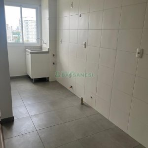 Apartamento com 55m², 2 dormitórios, 1 vaga, no bairro Panazzolo em Caxias do Sul para Alugar