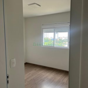 Apartamento com 55m², 2 dormitórios, 1 vaga, no bairro Panazzolo em Caxias do Sul para Alugar