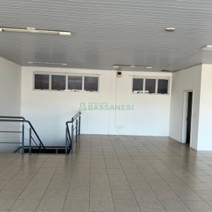Loja com 225m², no bairro São José em Caxias do Sul para Alugar