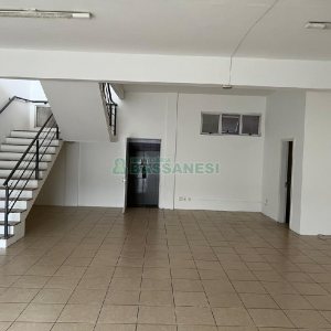 Loja com 225m², no bairro São José em Caxias do Sul para Alugar