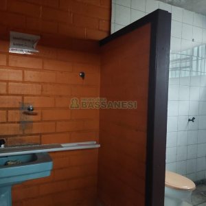 Pavilhão com 200m², no bairro São Ciro em Caxias do Sul para Alugar