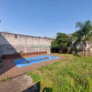 Casa com 200m², 2 dormitórios, 1 vaga, no bairro Nossa Senhora da Saúde em Caxias do Sul para Alugar