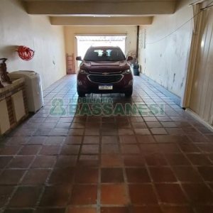 Casa com 500m², 4 dormitórios, 3 vagas, no bairro Santa Catarina em Caxias do Sul para Comprar