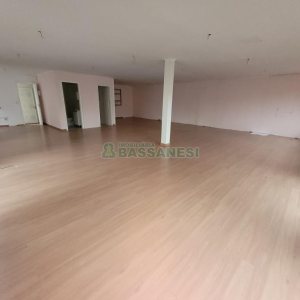 Sala com 55m², no bairro Cruzeiro em Caxias do Sul para Alugar