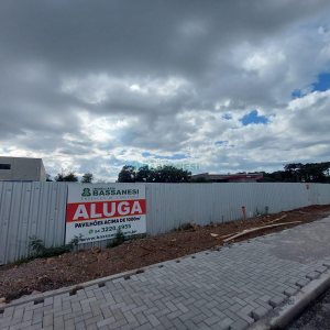 Pavilhão com 1220m², no bairro Desvio Rizzo em Caxias do Sul para Alugar