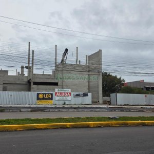 Pavilhão com 1300m², no bairro Desvio Rizzo em Caxias do Sul para Alugar