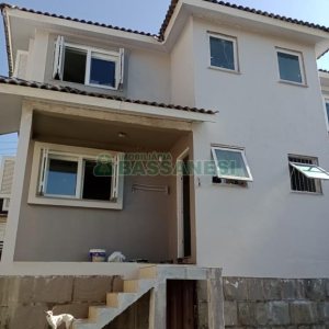 Casa com 141m², 3 dormitórios, 1 vaga, no bairro Santa Lúcia em Caxias do Sul para Comprar