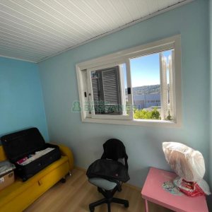 Casa com 141m², 3 dormitórios, 1 vaga, no bairro Santa Lúcia em Caxias do Sul para Comprar