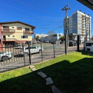 Casa com 141m², 3 dormitórios, 1 vaga, no bairro Santa Lúcia em Caxias do Sul para Comprar