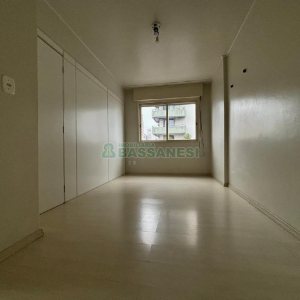 Apartamento com 42m², 1 dormitório, no bairro Lourdes em Caxias do Sul para Alugar