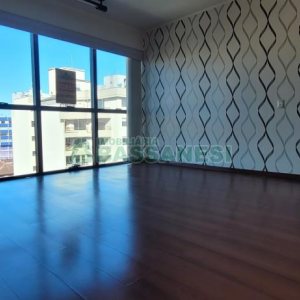 Sala com 205m², 3 vagas, no bairro Centro em Caxias do Sul para Comprar