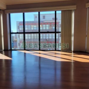 Sala com 205m², 3 vagas, no bairro Centro em Caxias do Sul para Comprar