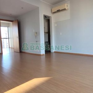 Sala com 205m², 3 vagas, no bairro Centro em Caxias do Sul para Comprar
