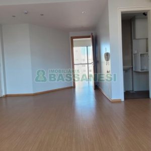Sala com 205m², 3 vagas, no bairro Centro em Caxias do Sul para Comprar