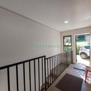 Chácara com 81307m², 4 dormitórios, 2 vagas, no bairro 3 Legua em Caxias do Sul para Comprar