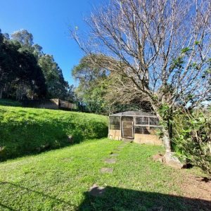 Chácara com 81307m², 4 dormitórios, 2 vagas, no bairro 3 Legua em Caxias do Sul para Comprar