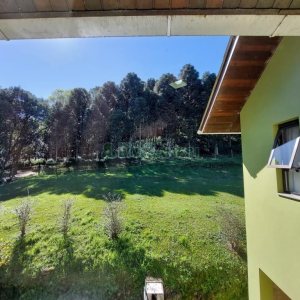 Chácara com 81307m², 4 dormitórios, 2 vagas, no bairro 3 Legua em Caxias do Sul para Comprar