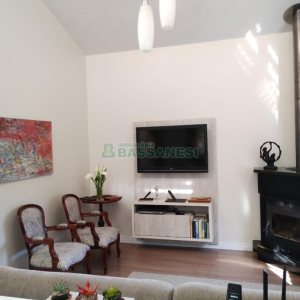 Chácara com 81307m², 4 dormitórios, 2 vagas, no bairro 3 Legua em Caxias do Sul para Comprar