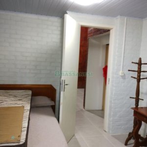 Chácara com 81307m², 4 dormitórios, 2 vagas, no bairro 3 Legua em Caxias do Sul para Comprar