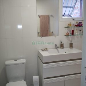 Chácara com 81307m², 4 dormitórios, 2 vagas, no bairro 3 Legua em Caxias do Sul para Comprar