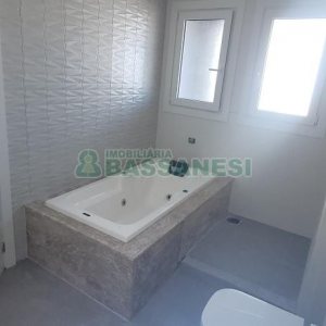 Apartamento com 186m², 3 dormitórios, 2 vagas, no bairro Exposição em Caxias do Sul para Comprar