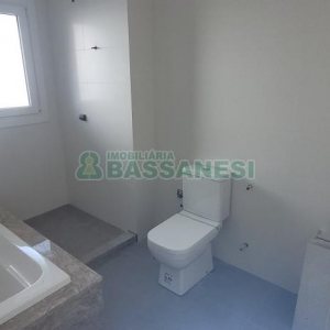 Apartamento com 186m², 3 dormitórios, 2 vagas, no bairro Exposição em Caxias do Sul para Comprar