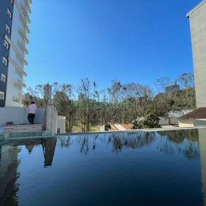 Apartamento com 203m², 3 dormitórios, 3 vagas, no bairro Exposição em Caxias do Sul para Comprar