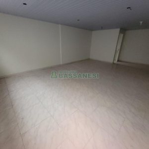 Sala com 50m², no bairro Cruzeiro em Caxias do Sul para Alugar