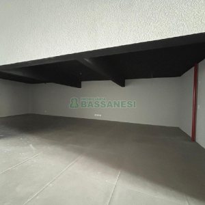 Loja com 240m², no bairro Santa Catarina em Caxias do Sul para Alugar
