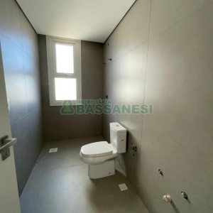 Apartamento com 234m², 3 dormitórios, 3 vagas, no bairro Exposição em Caxias do Sul para Comprar