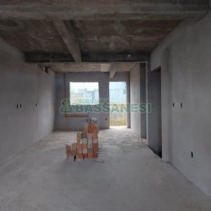 Sobrado com 147m², 3 dormitórios, 2 vagas, no bairro Jardim América em Caxias do Sul para Comprar