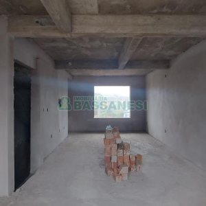 Sobrado com 147m², 3 dormitórios, 2 vagas, no bairro Jardim América em Caxias do Sul para Comprar