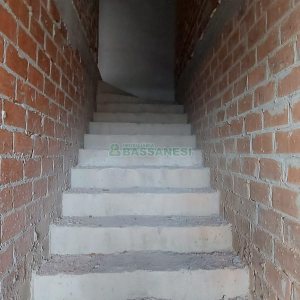 Sobrado com 147m², 3 dormitórios, 2 vagas, no bairro Jardim América em Caxias do Sul para Comprar