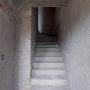 Sobrado com 147m², 3 dormitórios, 2 vagas, no bairro Jardim América em Caxias do Sul para Comprar