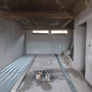 Sobrado com 147m², 3 dormitórios, 2 vagas, no bairro Jardim América em Caxias do Sul para Comprar